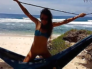 Free outdoor babe sexy video